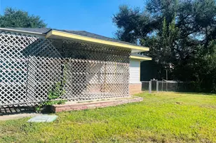 7328 Bauman Rd, Houston, TX 77022 - Photo 2