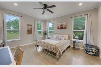 10856 Whispering Oaks Drive, Hearne, TX 77859 - Photo 12