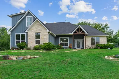 10856 Whispering Oaks Drive, Hearne, TX 77859 - Photo 2