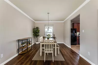 512 Forest Village Circle, La Marque, TX 77568 - Photo 12