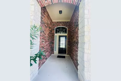 4702 Sedgewood Drive, Rosenberg, TX 77471 - Photo 2