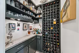 1659 Colquitt St, Houston, TX 77006 - Photo 8