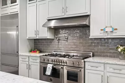 916 Yale Street #D, Houston, TX 77008 - Photo 8