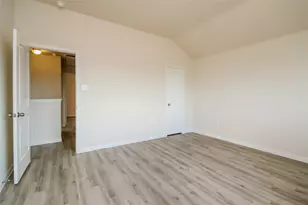 5815 Northern Oak St, Houston, TX 77016 - Photo 6