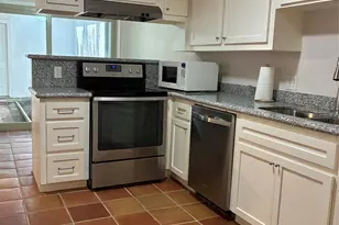 12625 Memorial Dr, Houston, TX 77024 - Photo 8