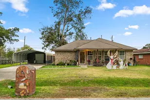 7010 Woodrow St, Texas City, TX 77591 - Photo 1