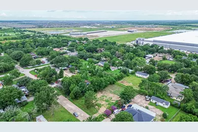 22206 Flintlock Drive, Katy, TX 77449 - Photo 12