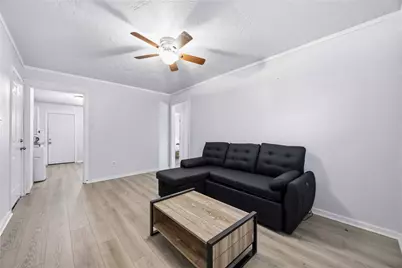 6734 Burkett Street #4, Houston, TX 77021 - Photo 6