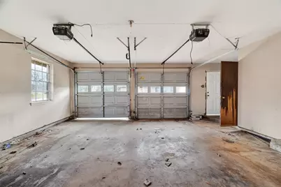 8438 Gallahad Street, Houston, TX 77078 - Photo 32