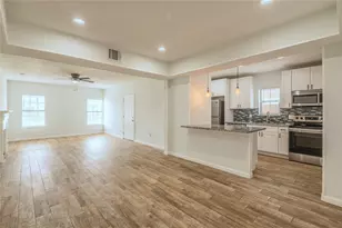 2319 Rosewood St, Houston, TX 77004 - Photo 2