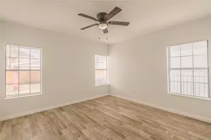 2319 Rosewood St, Houston, TX 77004 - Photo 8