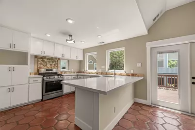 921 Ivy Road, Clear Lake Shores, TX 77565 - Photo 16