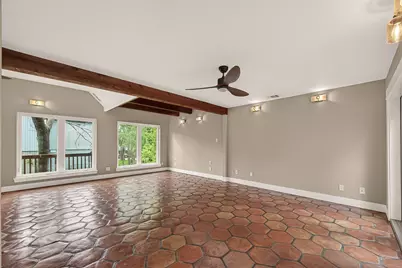921 Ivy Road, Clear Lake Shores, TX 77565 - Photo 8