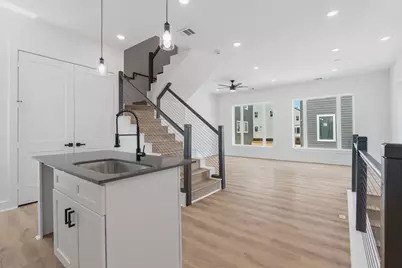 205 Foxshire Lane, Houston, TX 77047 - Photo 8
