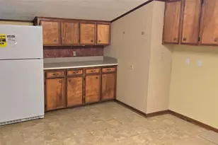 1011 6th St, East Bernard, TX 77435 - Photo 18