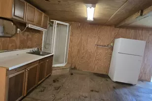 1011 6th St, East Bernard, TX 77435 - Photo 32