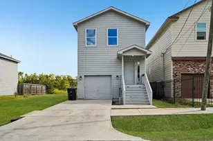 2206 Abernathy St, Houston, TX 77026 - Photo 32