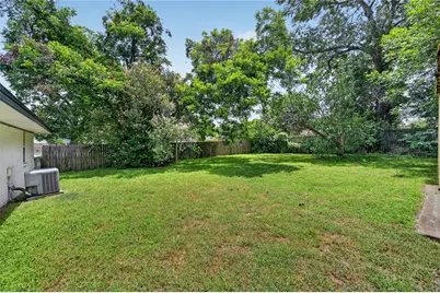 803 W First Street, Brenham, TX 77833 - Photo 24