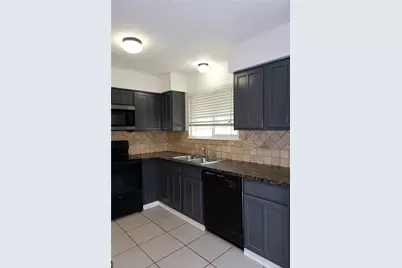 17122 Coachmaker Drive, Friendswood, TX 77546 - Photo 12