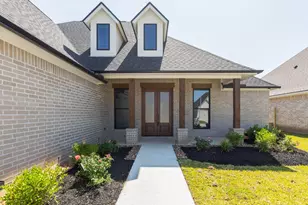 3580 Lily Ln, Beaumont, TX 77713 - Photo 2