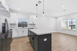 8316 Corinth St, Houston, TX 77051 - Photo 6