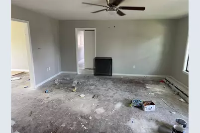 411 N Baron Street, Bellville, TX 77418 - Photo 4