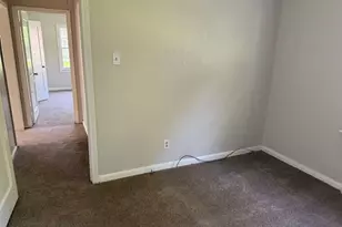 201 Smith St, Clute, TX 77531 - Photo 10