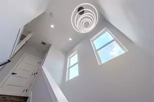 1102 36th St, Galveston, TX 77550 - Photo 18