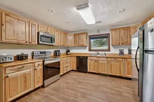 114 Hillendale Dr, Livingston, TX 77351 - Photo 4