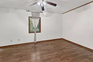 114 Hillendale Dr, Livingston, TX 77351 - Photo 22