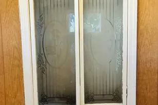 702 Caplin St, Houston, TX 77022 - Photo 2