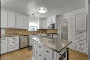 6107 Craigway Rd, Spring, TX 77389 - Photo 8