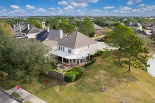 2873 Colony Falls Ln, Dickinson, TX 77539 - Photo 48