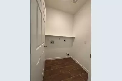 9834 Pelsey St Unit B Street, Houston, TX 77029 - Photo 12