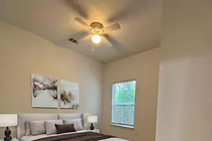 9834 Pelsey St Unit B St, Houston, TX 77029 - Photo 18