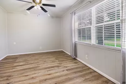 10619 Wheaton Drive, Houston, TX 77089 - Photo 14