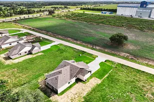 25 Red Barn Rd, Bay City, TX 77414 - Photo 34