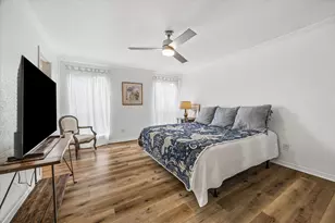 701 Bering Dr, Houston, TX 77057 - Photo 22