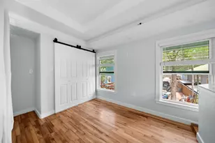 303 Welch St, Houston, TX 77006 - Photo 12