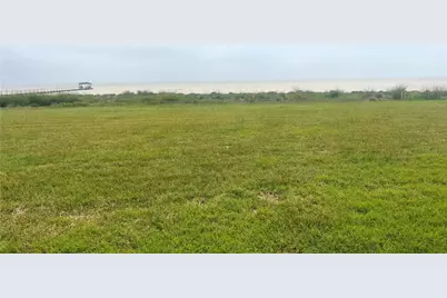 3229 Bay Ridge Drive, Palacios, TX 77465 - Photo 8