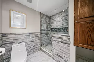 6635 Wanda Ln, Houston, TX 77074 - Photo 4