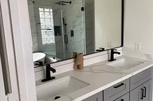 8807 Chelsea Brook Ct, Houston, TX 77089 - Photo 8