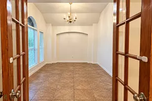 8807 Chelsea Brook Ct, Houston, TX 77089 - Photo 2