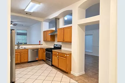 8807 Chelsea Brook Court, Houston, TX 77089 - Photo 6