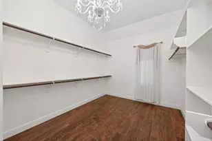 5019 Landon Ln, Baytown, TX 77523 - Photo 18