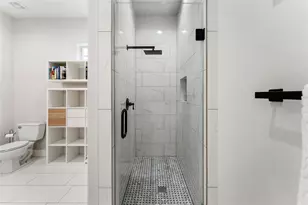 415 W 8th St, Houston, TX 77007 - Photo 14