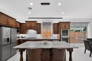 6911 Gossamer Ln, Sugar Land, TX 77479 - Photo 16