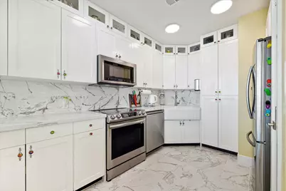 500 Seawall Boulevard #1014, Galveston, TX 77550 - Photo 10