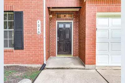 1210 Sandy Plains Lane, Houston, TX 77062 - Photo 2