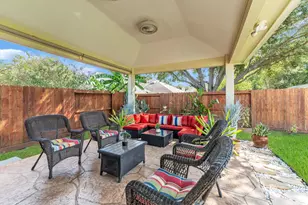 7318 Crestbury Ln, Cypress, TX 77433 - Photo 2